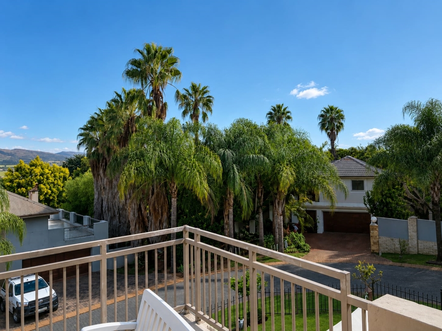 4 Bedroom Property for Sale in Caribbean Beach Club North West